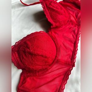 GARAGE Balconette Bra